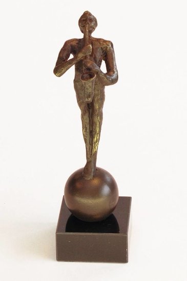 Bronzen beeld Saxofonist